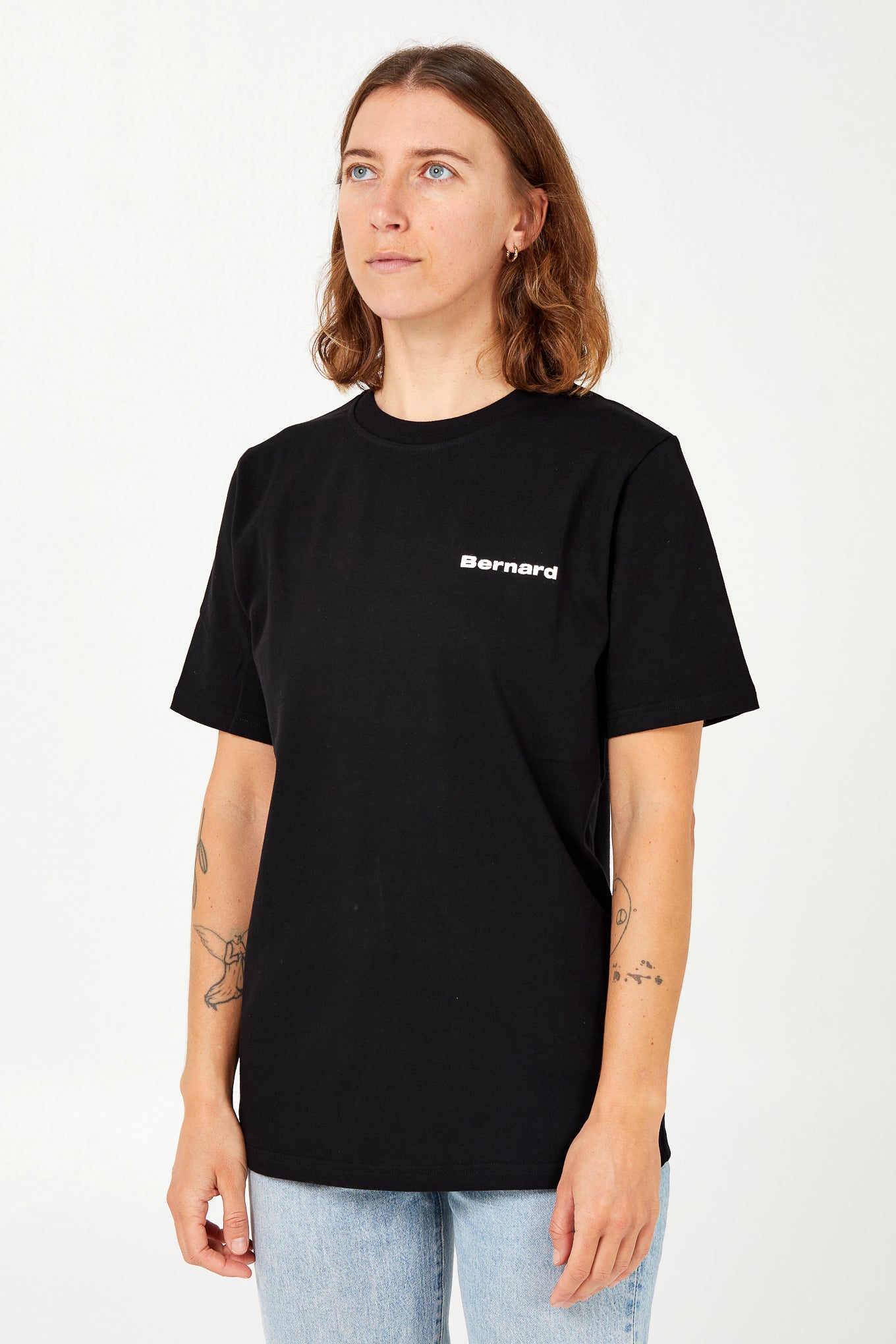 Camiseta Regular - Negra