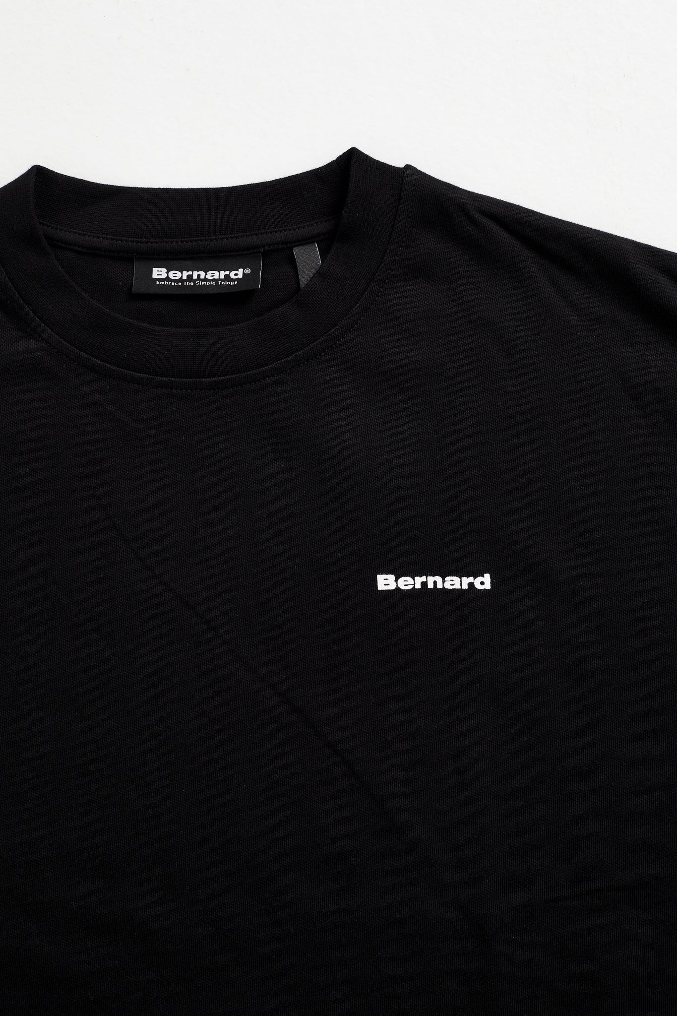 Camiseta Boxy Small Logo - Negra