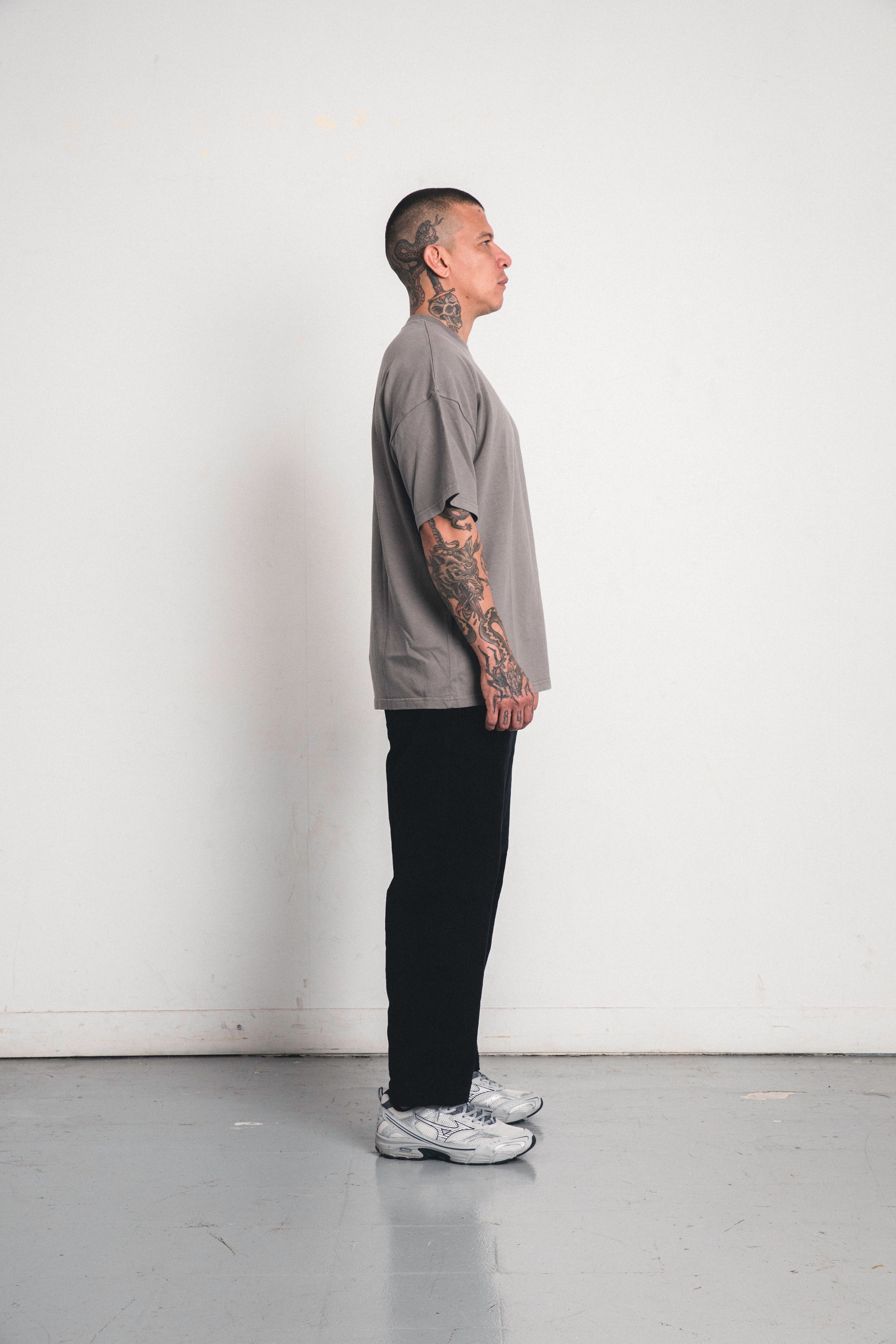 Camiseta Oversize Sin Logo - Gris