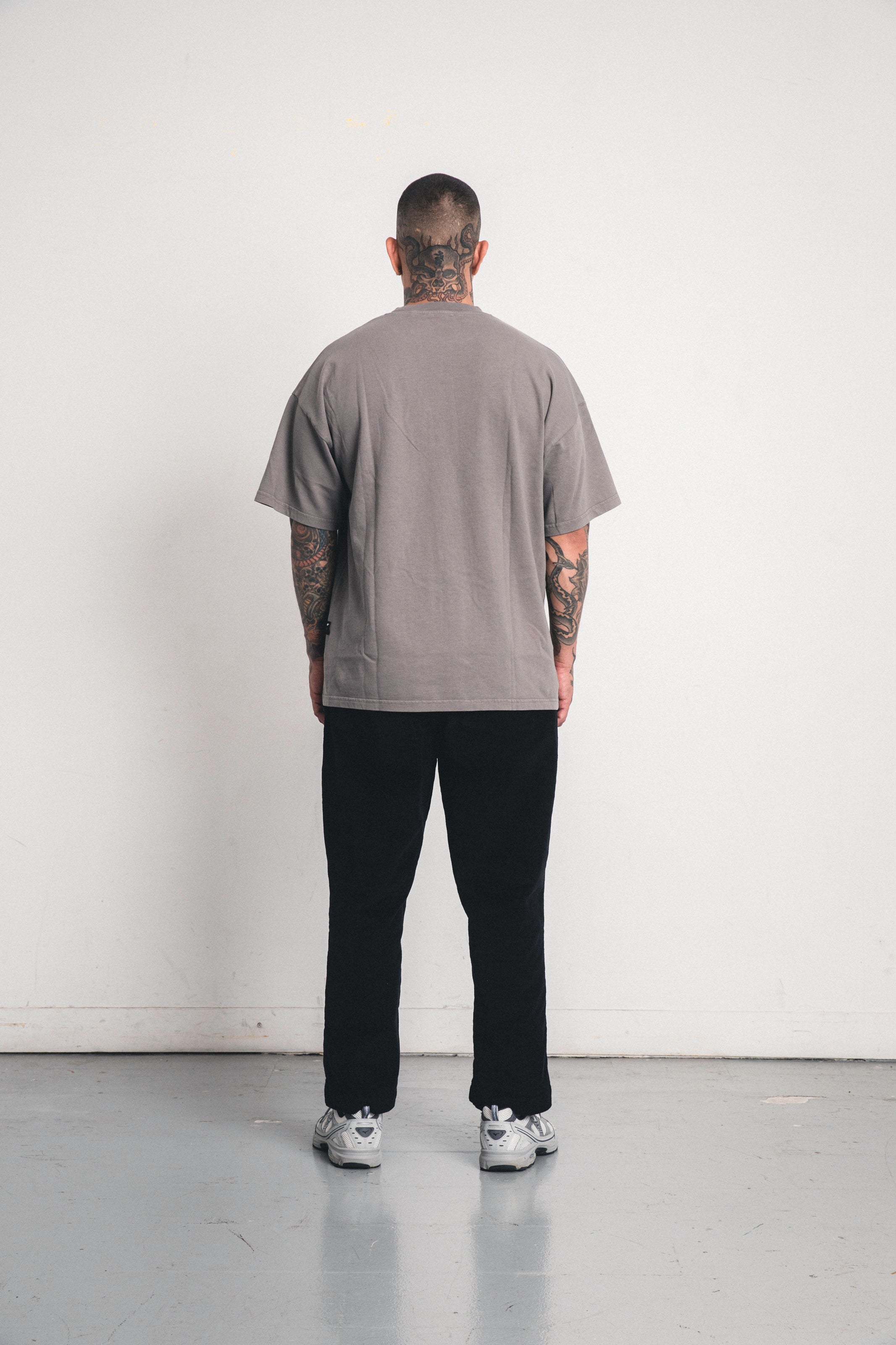 Camiseta Oversize Sin Logo - Gris