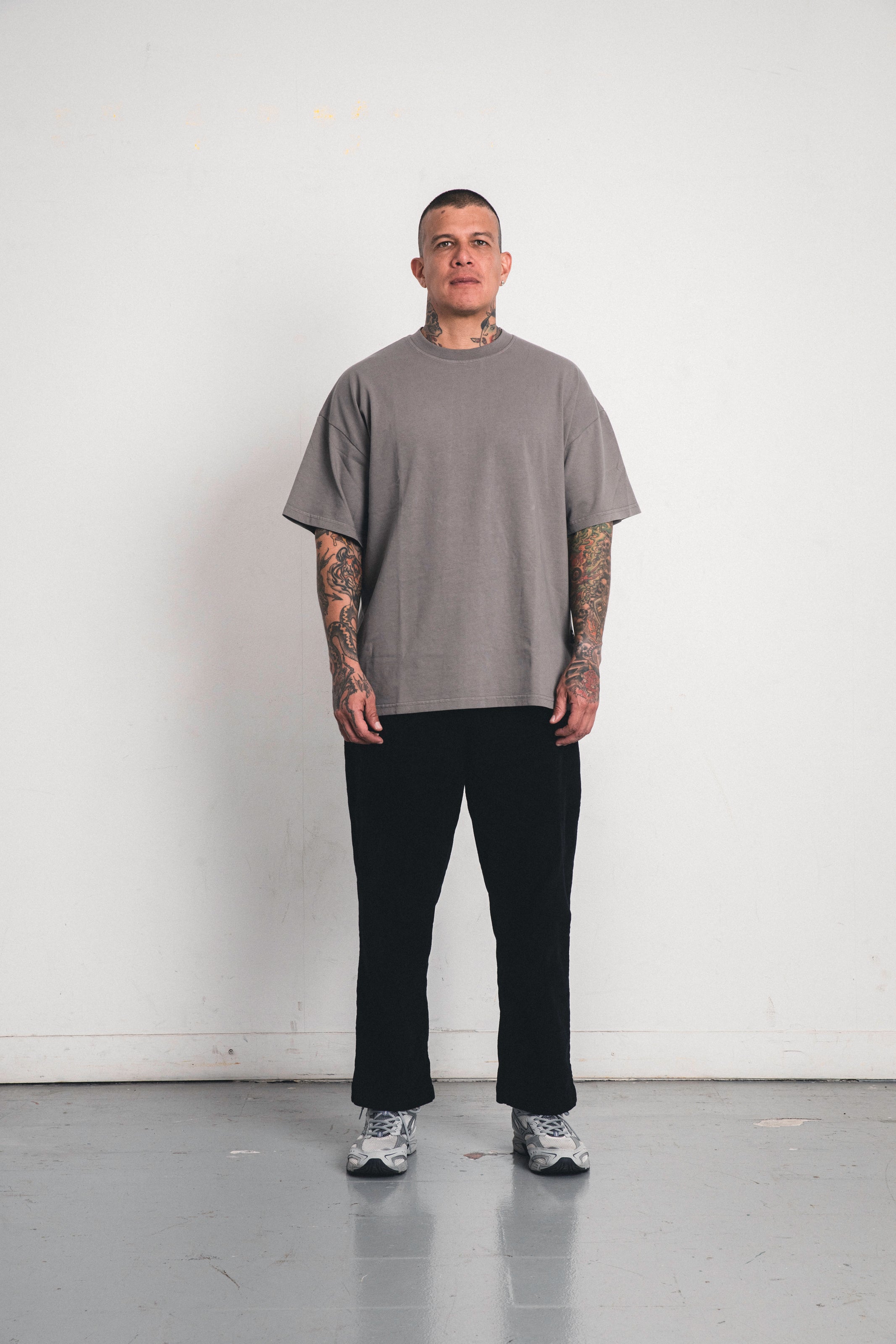 Camiseta Oversize Sin Logo - Gris