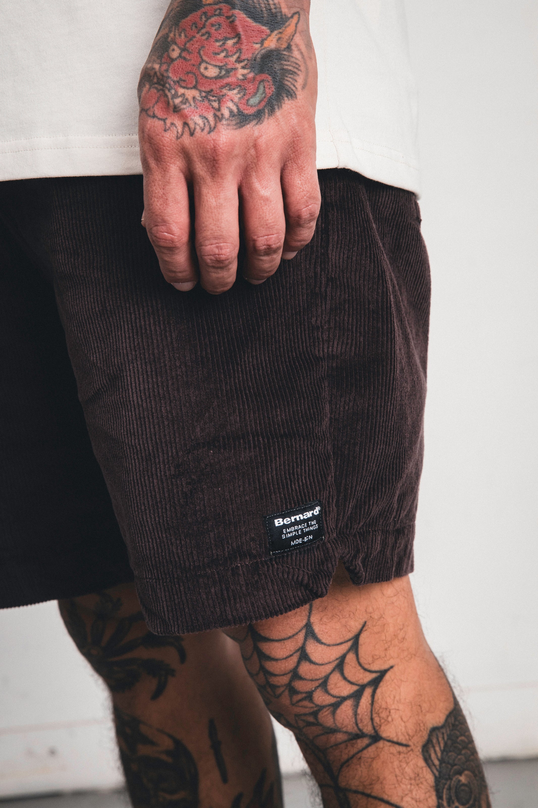 Bermuda Corduroy - Chocolate