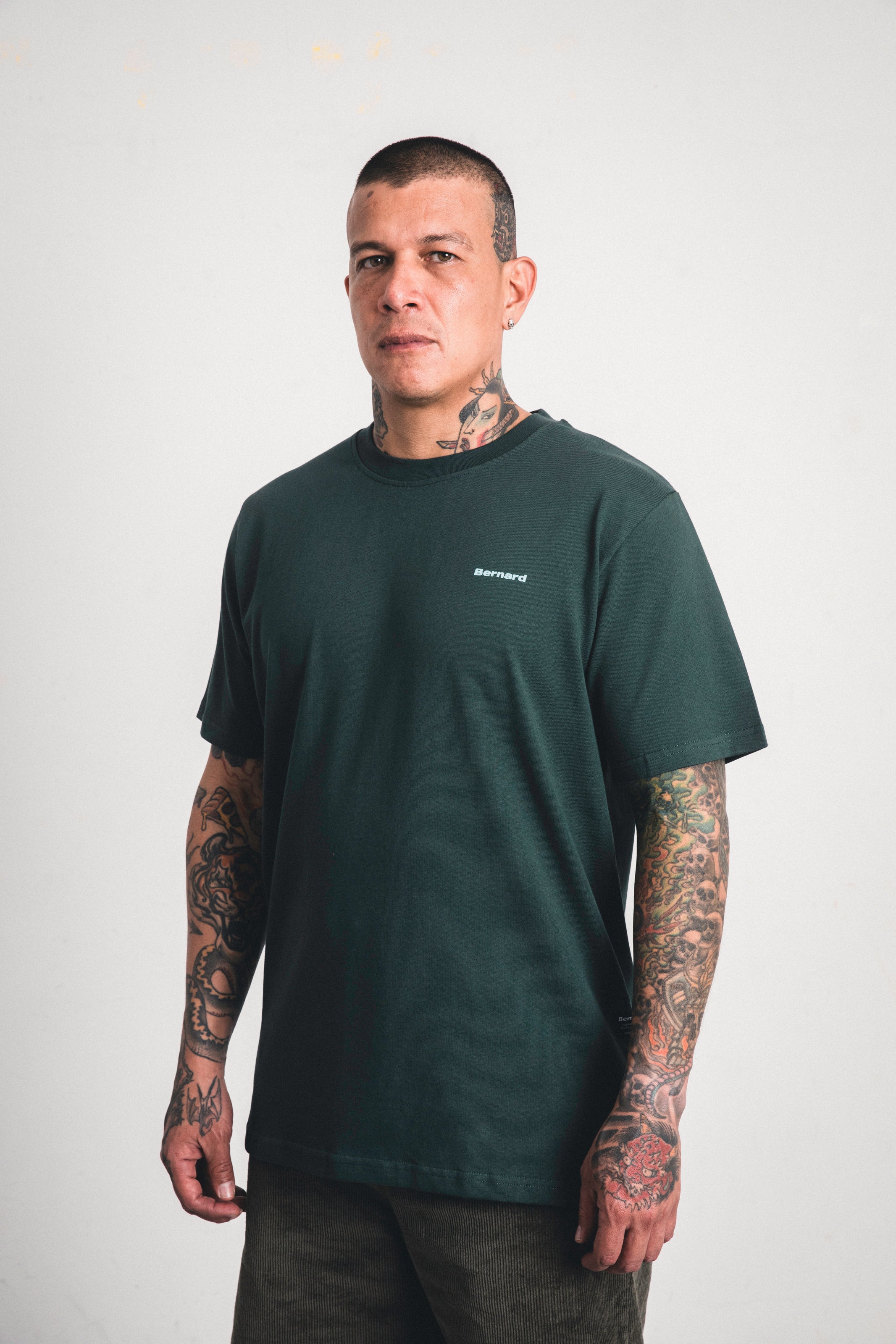 Camiseta Regular Small Logo - Verde Oscuro
